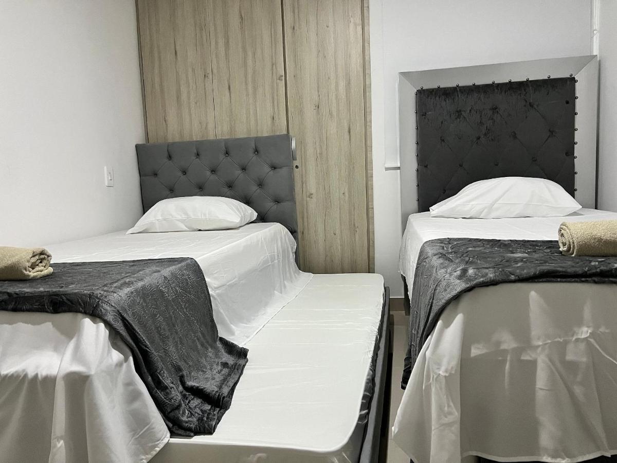 Rio Guatapuri Y Confort Deluxe Valledupar Bagian luar foto
