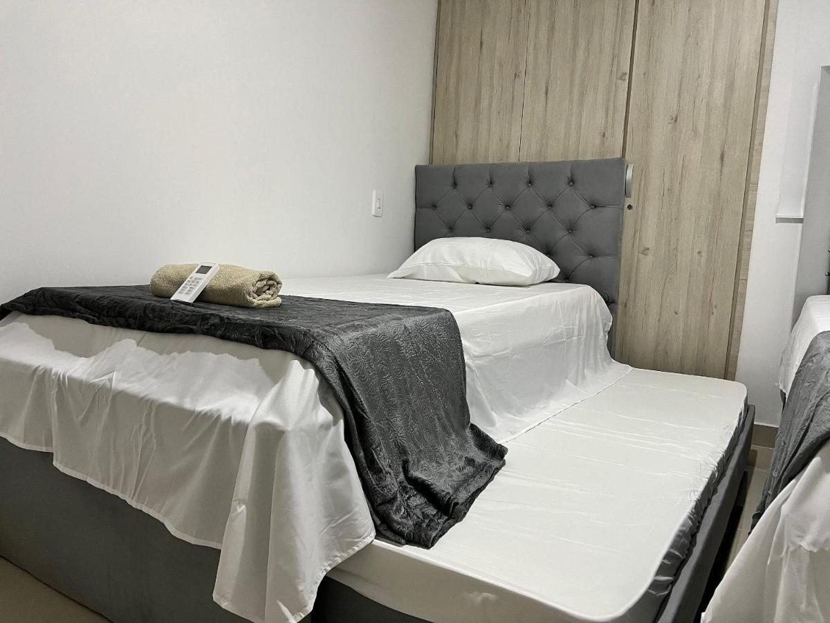 Rio Guatapuri Y Confort Deluxe Valledupar Bagian luar foto